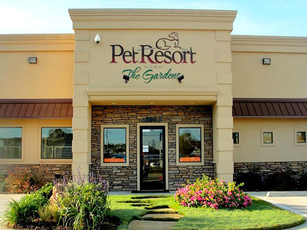 About Pet Resort in the Gardens in Arlington,TX